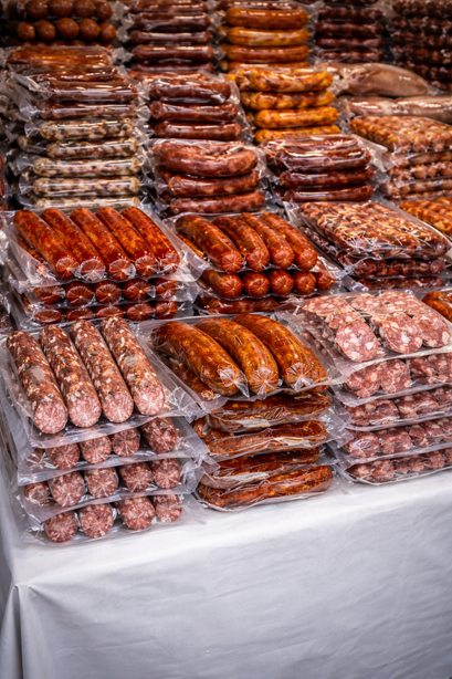 No seu Merqado é sempre dia de feira de enchidos porque estão sempre ao melhor preço e com o sabor mais tradicional O seu supermercado em Tábua